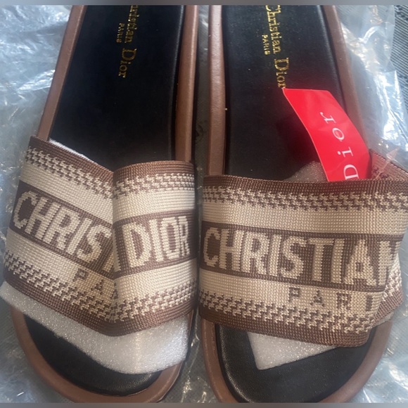 Wedges - Picture 2 of 2